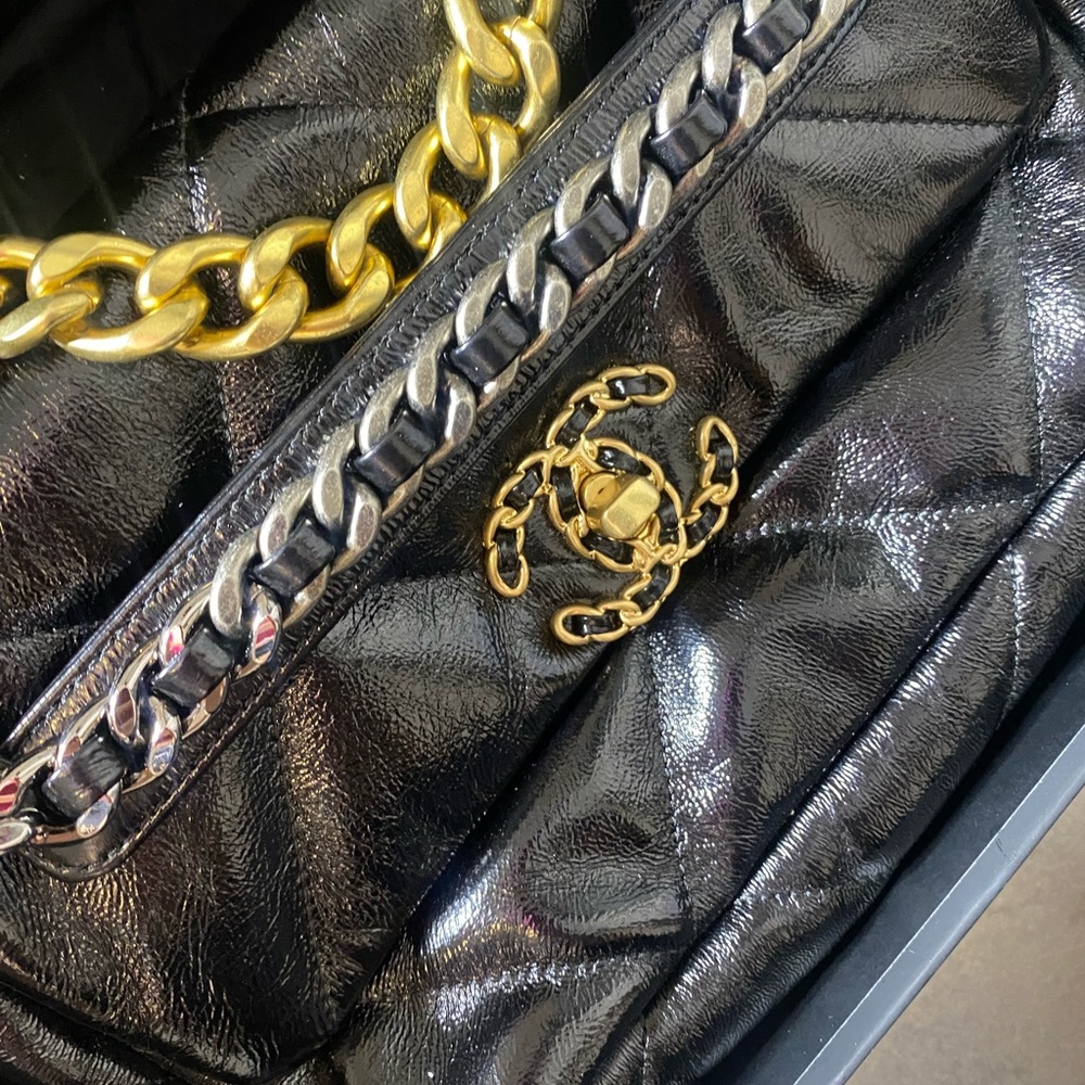 Handbag - Picture 12 of 14